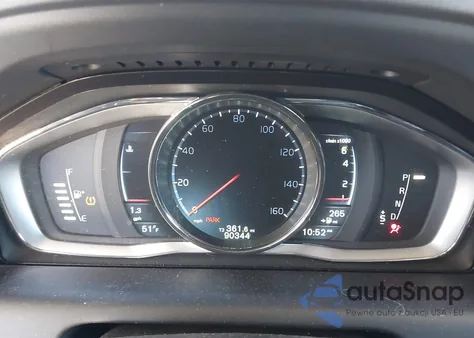 2015 Volvo Xc60 T6 z USA, uszkodzony, nr VIN YV4902RK5F2720055